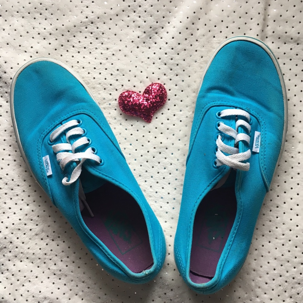 ✨VANS✨ Aqua Teal/Blue with Matching Soles!
